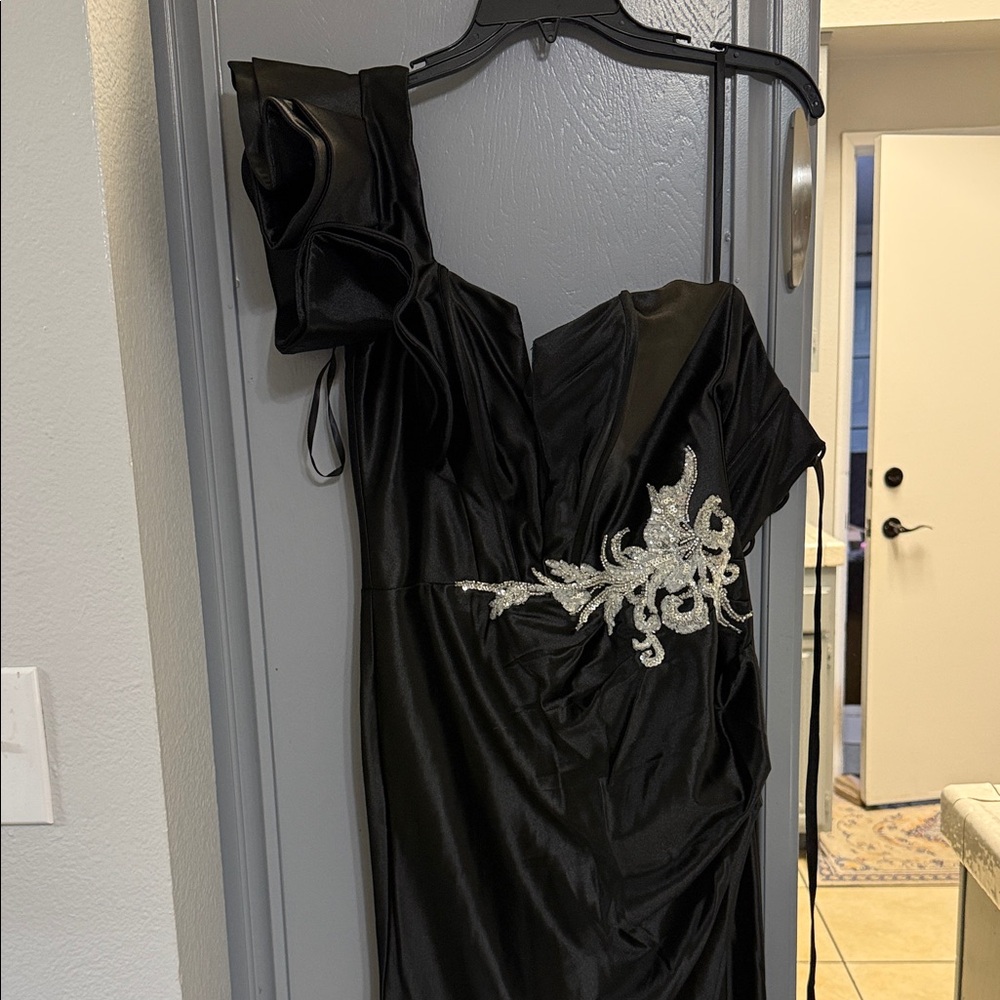 Elegant Black Dress with Silver Embellishment